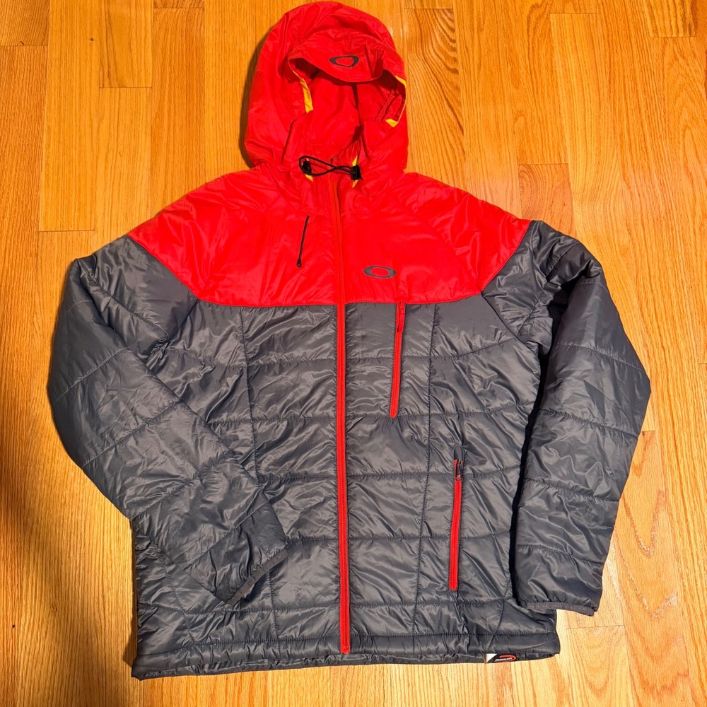 Oakley Beltline Primaloft Puffer Jacket Mens XL Red Grey Quilted Hooded Coat